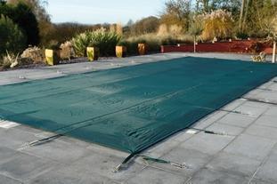 Plastica Deluxe Swimming Pool Winter Debris Cover + 5ft Roman End - World of Pools